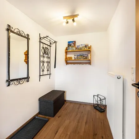 Haus Semleiten 公寓